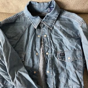 Wrangler Button Up